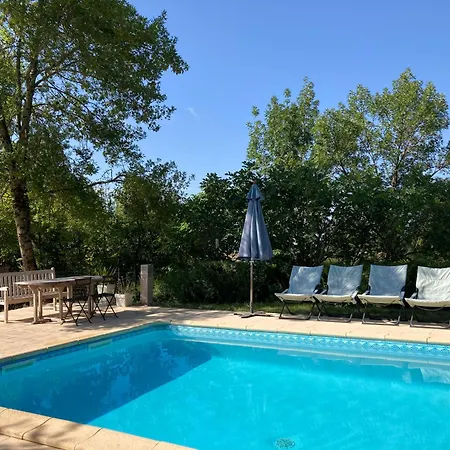 Dom wakacyjny De Charme Avec Grand Jardin & Piscine *