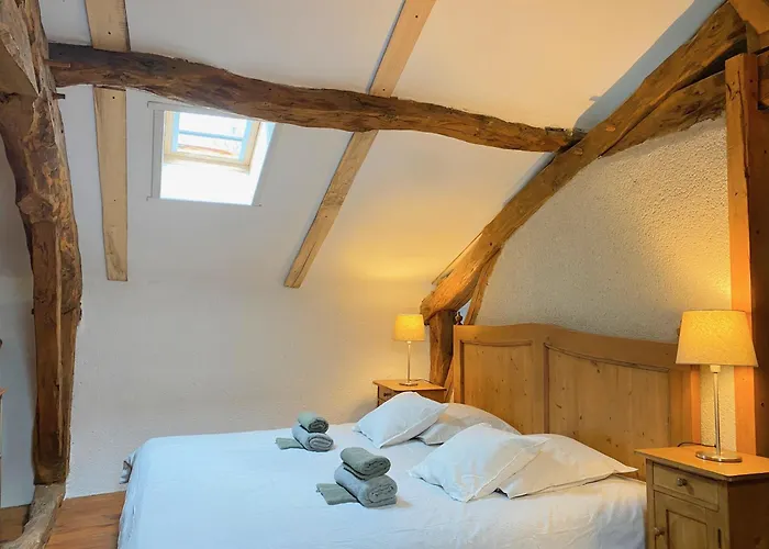 펜션 De Charme Avec Grand Jardin & Piscine